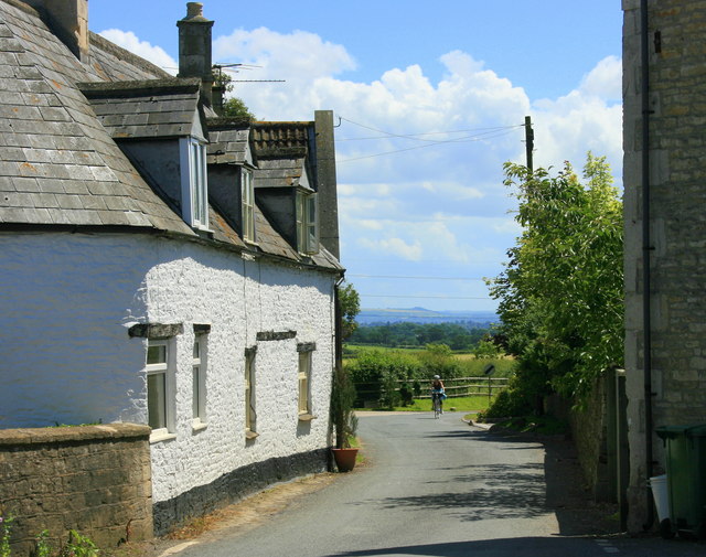 File:Bradford Road, Atworth - geograph.org.uk - 851507.jpg