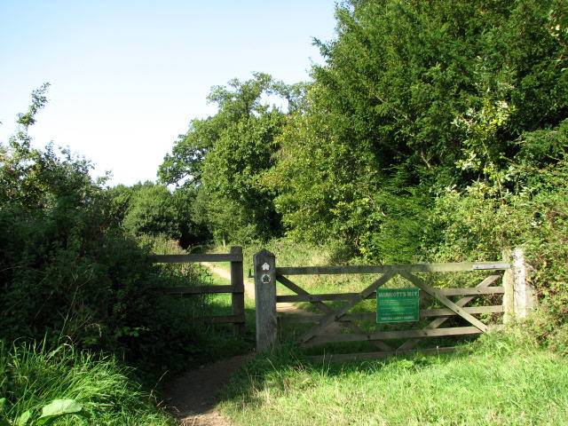 File:A section of Marriott's Way - geograph.org.uk - 553496.jpg