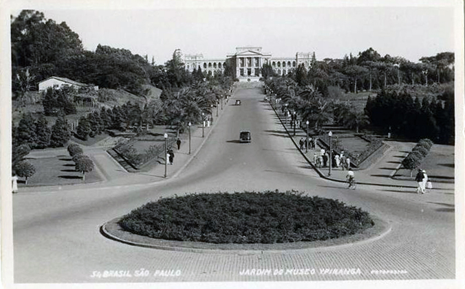 Cartão Postal do começo do século com o jardim.