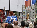 Festzugwagen am Ravensburger Rutenfest mit der Schutzmantelmadonna als Beschützerin Ravensburgs