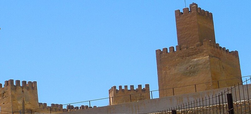 File:Guadix - Alcazaba 2.jpg