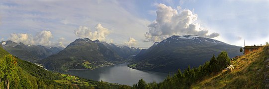 Summits at Olden (Nordfjord), glaciers in the distance