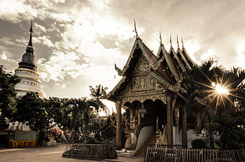 Wat Phra That Doi Suthep Photograph: Vichitsilp Licensing: CC-BY-SA-3.0