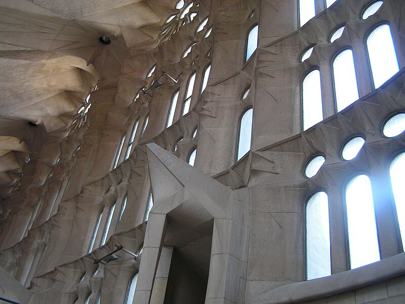 File:Sagrada Familia062.jpg