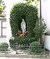 Lourdes-Grotte bei der Pfarrkirche St. Martin