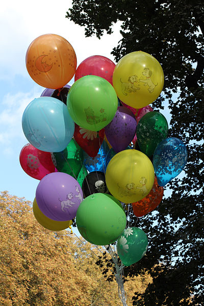 File:Toy balloons 2011 G2.jpg