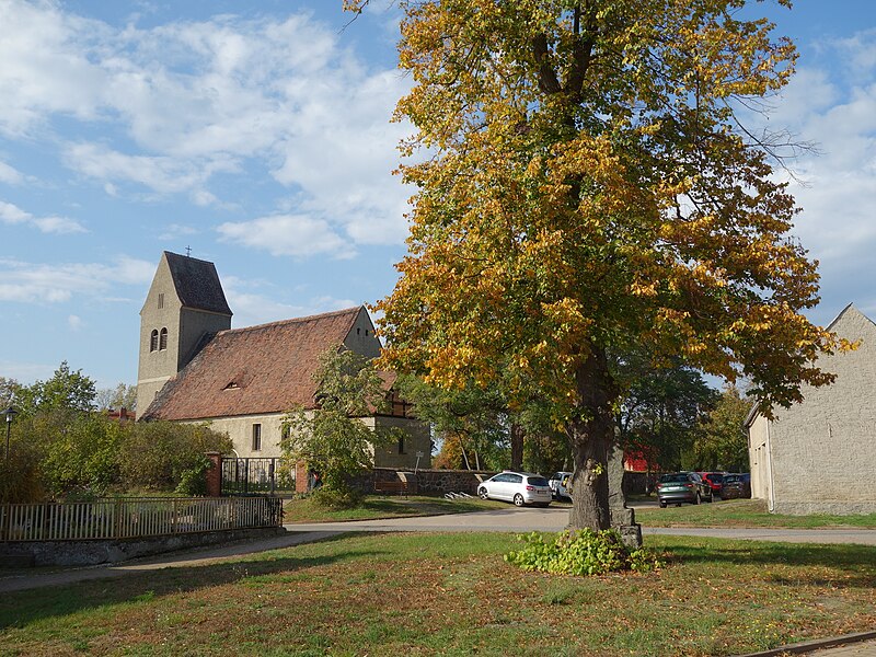 File:Dorfkirche Blankensee 2019 Panorama SE.jpg