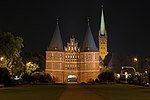 13. Platz: Holstentor in Lübeck Fotograf: Mathes1984