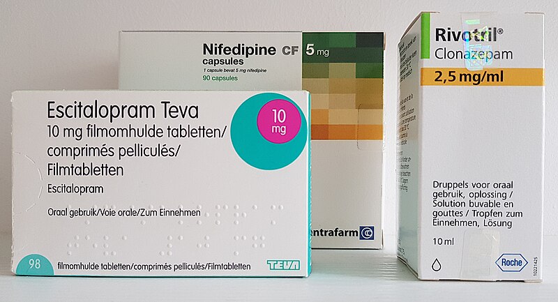 File:Nifedipine-Escitalopram-Clonazepam.jpg