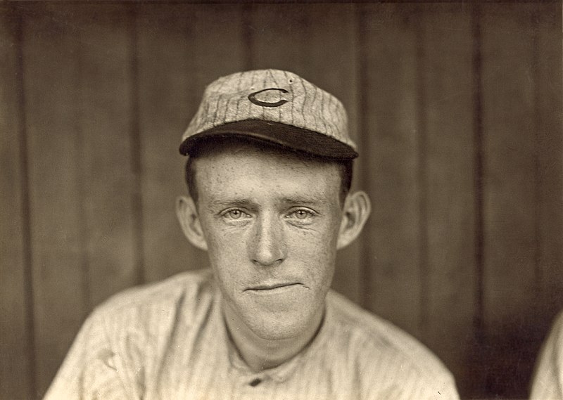 File:Johnny Evers 1910.jpg