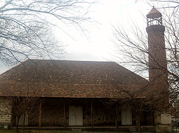 10. Gakhmughal mosque (Gakhmughal, Gakh Rayon). Built in 1740. Photograph: Namikilisu Licensing: CC-BY-SA-3.0