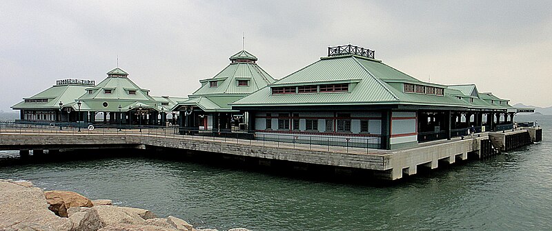 File:Disneyland Ferry Piers.JPG