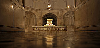 Tomb of Jahangir in Lahore Photograph: SohaibTahirST CC-BY-SA-3.0