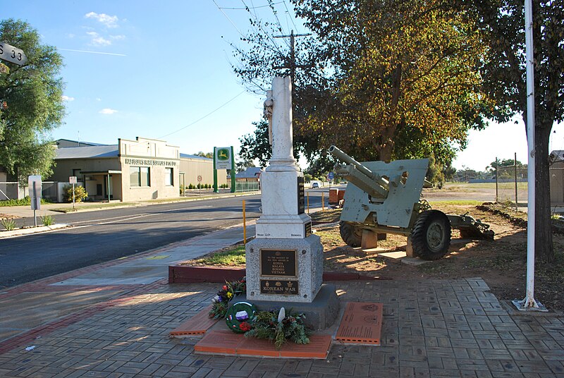 File:Sea Lake War Memorial 001.JPG