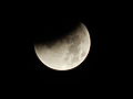 Deutsch: Beginnender „Ernteblutmond“ am 28. September 2015 über Bochum. English: Starting lunar eclipse over Bochum, Germany; 28 Sep 2015.   This file was uploaded with Commonist.