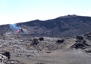 In 2007, the Dolomieu (here in 2005) collapsed after the mixed eruptions