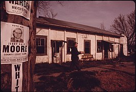 Crawford tennessee store 1974.jpg