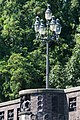 Deutsch: Krugkoppelbrücke in Hamburg, Kandelaber auf der Seite zur Außenalster. This is a photograph of an architectural monument. It is on the list of cultural monuments of Hamburg, no. 19579.