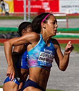 197 johnson-thompson 200m (34350322534).jpg