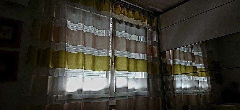 Wavy curtains