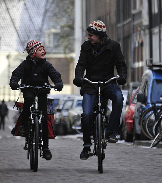 File:Cycling in Amsterdam (893).jpg