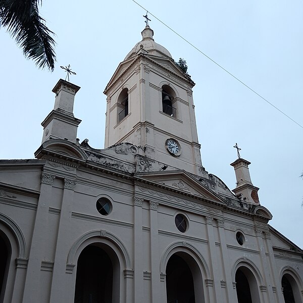 File:Fachada catedral villarrica.jpg