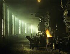 Üçüncü yer: Steam locomotives of the Chicago & Northwestern Railway in the roundhouse at the Chicago, Illinois rail yards in 1942. Jack Delano (PD-USGov)