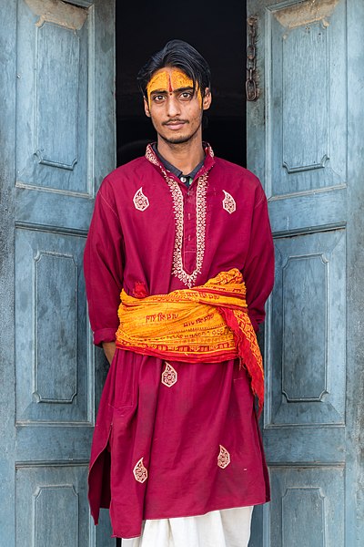 File:Pujari in Janaki Temple-6495.jpg