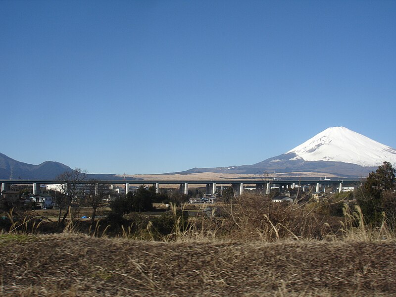 File:Fuji 20150102111619 (16177869099).jpg