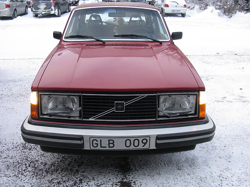 File:Volvo 240 GL 1980 (8274911740).jpg