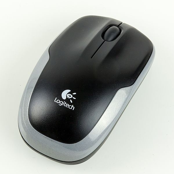 File:Logitech M210-1677.jpg