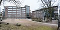 Deutsch: Schule Lämmersieth in Hamburg-Barmbek-Nord, Schulhof. This is a photograph of an architectural monument. It is on the list of cultural monuments of Hamburg, no. 22937.