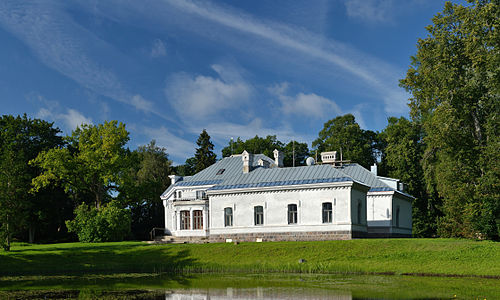 Kiviloo manor main building