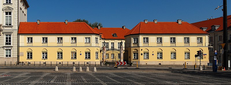 File:Warszawa pałac Blanka.jpg