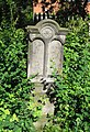 Čeština: Náhrobek v Prackovicích nad Labem. Okres Litoměřice, Česká republika. English: Gravestone in Prackovice nad Labem village, Litoměřice District, Czech Republic.