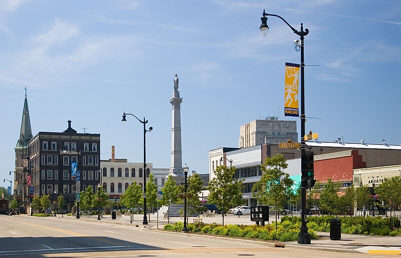 File:Racine 070611.jpg