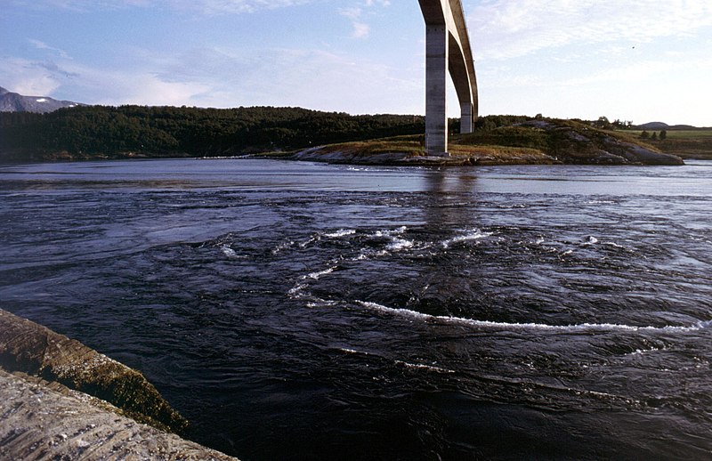 File:Saltstraumen-2003 07 06.jpg