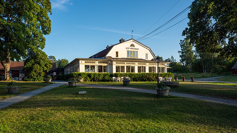 File:Utö värdshus July 2024 01.jpg