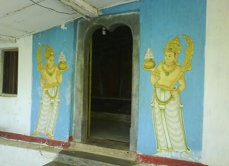 File:Temple entrance Ibbagala Viharaya.JPG