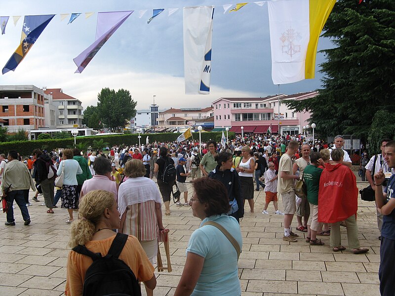 File:Medjugorie 3 2009.jpg