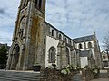 Église paroissiale Saint-Melaine, vue extérieure, flanc sud et façade 2.