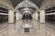 Liaogongzhuang station platform (June 2019)