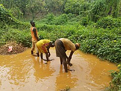 Illegal Gold mining Nigeria1.jpg