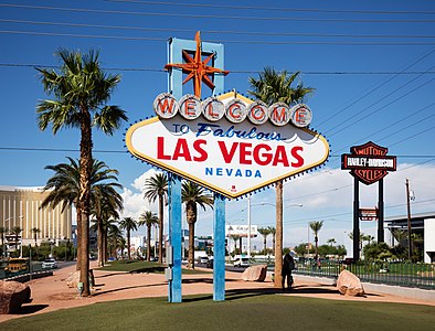 Welcome to Fabulous Las Vegas sign