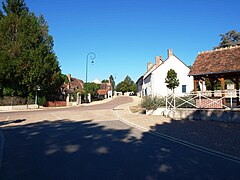 Faverelles-route.Thou-07.JPG