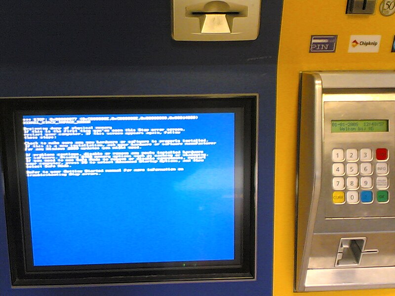 File:NS kaartautomaat met BSOD.jpg