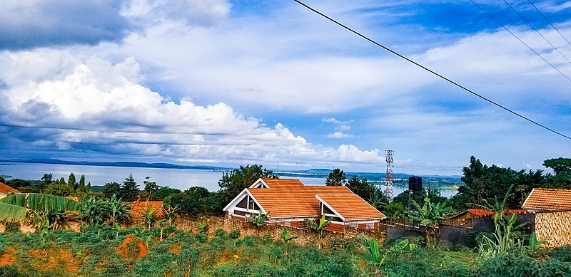 File:Homes around lake Victoria.jpg