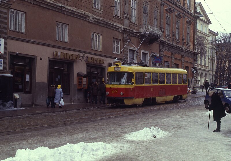 File:Lviv tram 2004 03.jpg