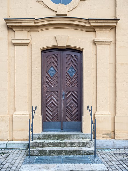 File:Drügendorf Kirche Tür PC313082.jpg