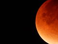 Deutsch: „Ernteblutmond“ am 28. September 2015 über Bochum. English: Lunar eclipse over Bochum, Germany; 28 Sep 2015.   This file was uploaded with Commonist.